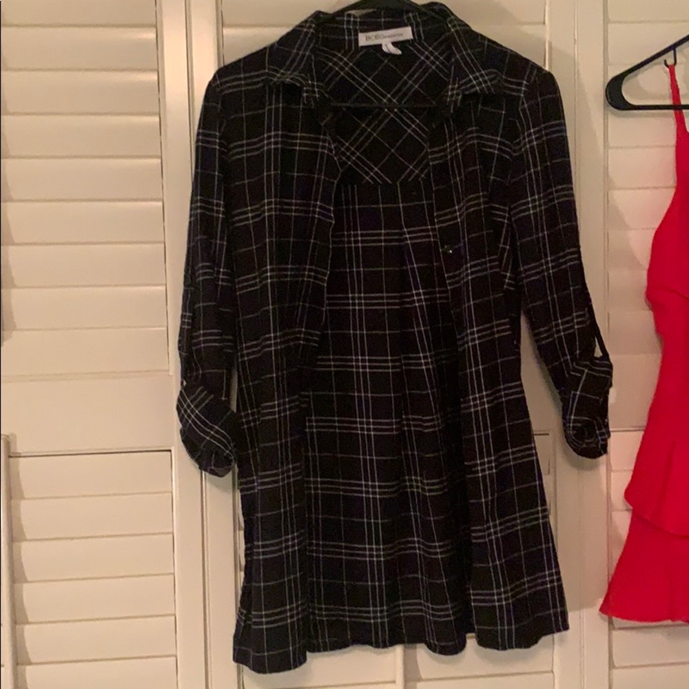 BCBG black tunic top